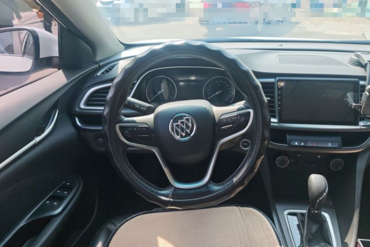 Used Buick GT 2018 18T Automatic Elite Model Steering Wheel