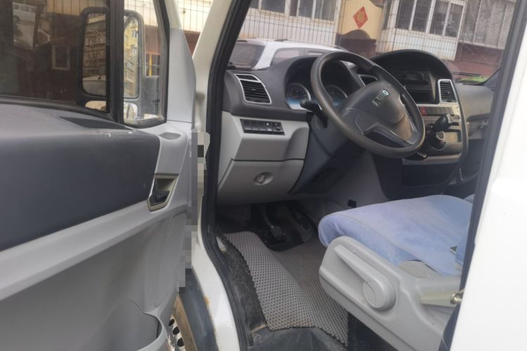 Used Iveco Power Daily 2017 2.5T Classic A32 Mid-Roof 6-7 Seater Bus 47Z5
