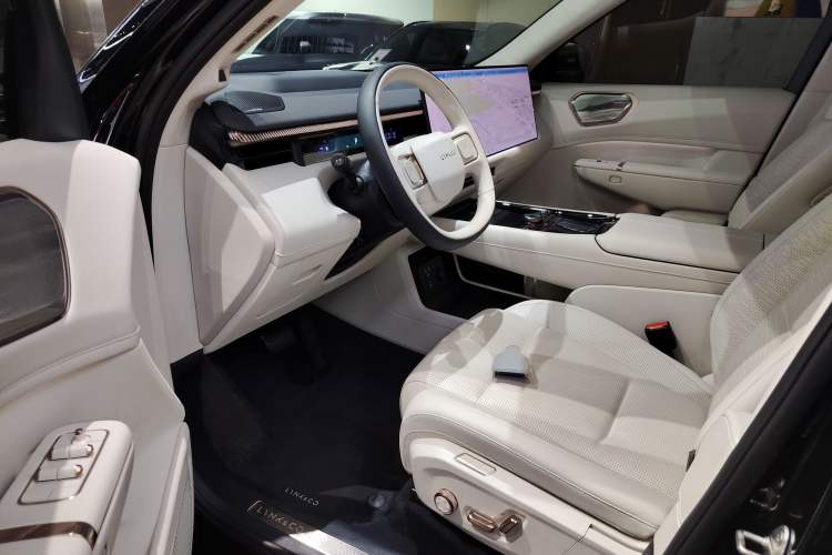 Used Lynk & Co 900 2025 1.5T Ultra