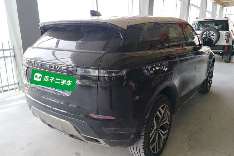 Used Land Rover Range Rover Evoque 2021 Range Rover Velar 249 PS R-Dynamic S Performance Edition
