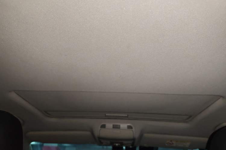 Used Volkswagen Magotan 2016 1.8TSI Luxury Comfort Model Headliner