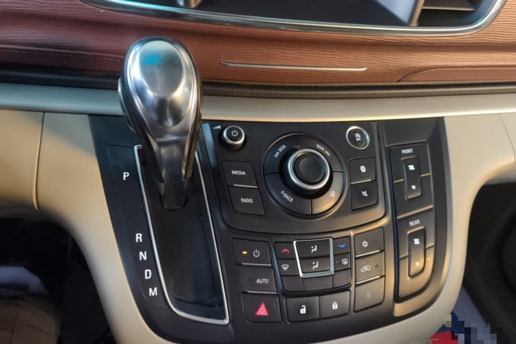 Used Buick GL8 2017 25S Comfort Version China V Standard