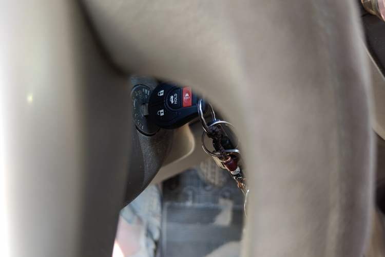 Used Nissan Sunny 2015 1.5XE Manual Comfort Edition Vehicle Key