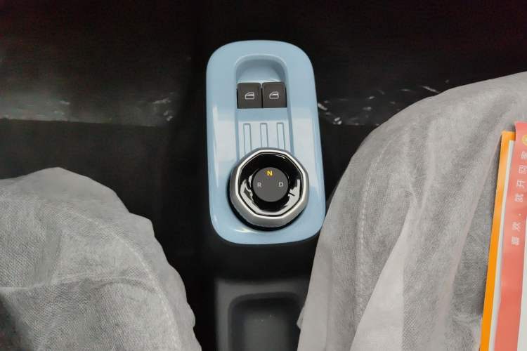 Used Geely Galaxy Panda 2024 Panda Mini 200km Endurance Bear