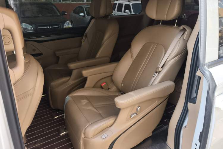 Used Buick GL8 2020 ES Land Cruiser 653T Luxury Model
