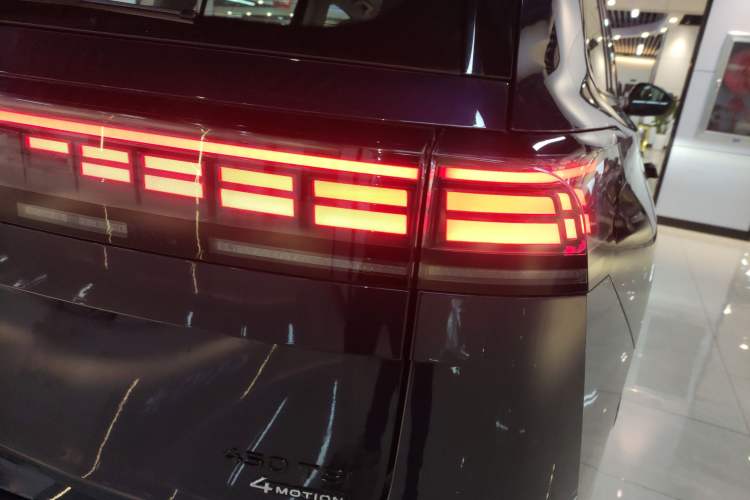 Used Volkswagen Teramont 2025 Tiguan Pro 450TSI 4Motion Crosswind Edition