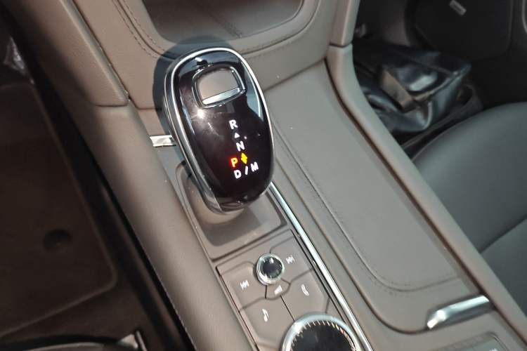 Used Cadillac XT6 2022 2.0T Six-Seater Four-Wheel Drive Luxury Version
