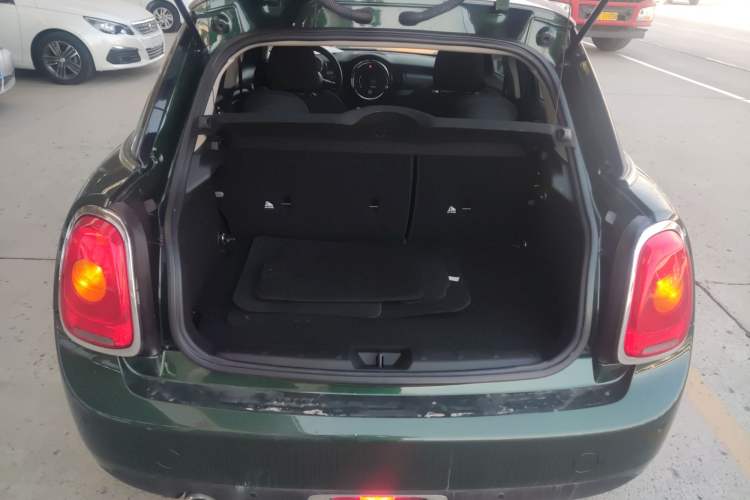 Used MINI MINI 2016 1.5T COOPER Five-Door Edition