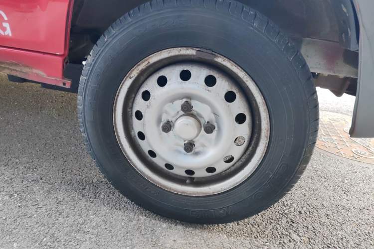 Used Wuling Zhiguang 2015 1.2L Practical LS-I Model