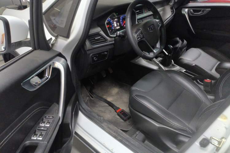 Used Geely Auto Vision X3 2017 1.5L Manual Elite Model Driver Seat