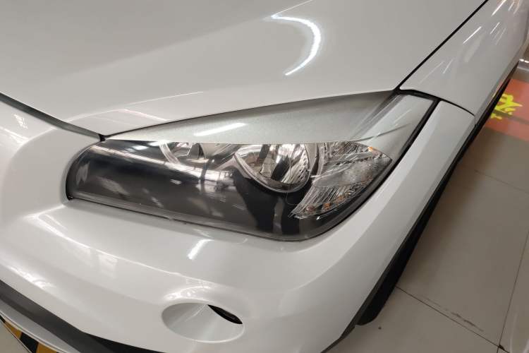 Used BMW X1 2015 sDrive18i Fashion Upgrade Edition Left Front Headlight