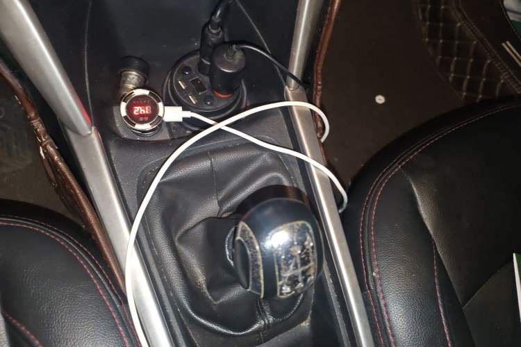 Used Citroen C3-XR 2015 1.6L Manual Pioneer Model Gear Lever