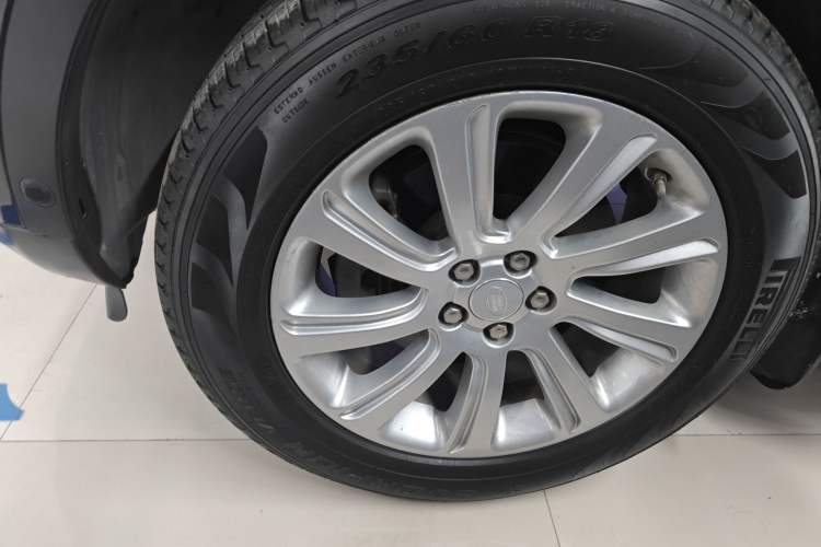 Used Land Rover Discovery Sport 2018 240 PS SE Version