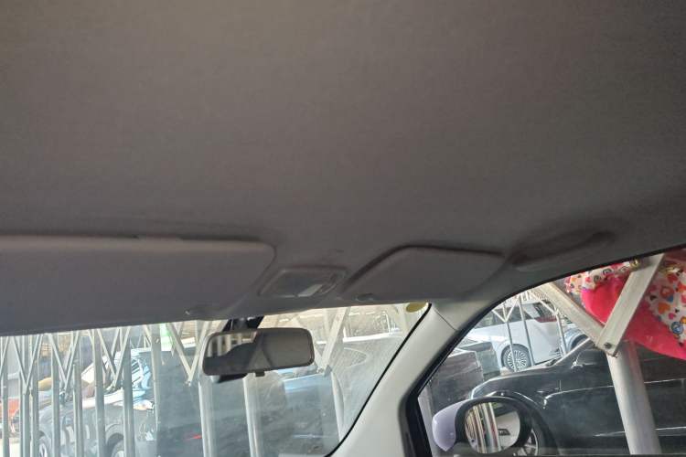 Used Chery QQ Ice Cream 2022 170km Sundae Phosphate Lithium-Ion