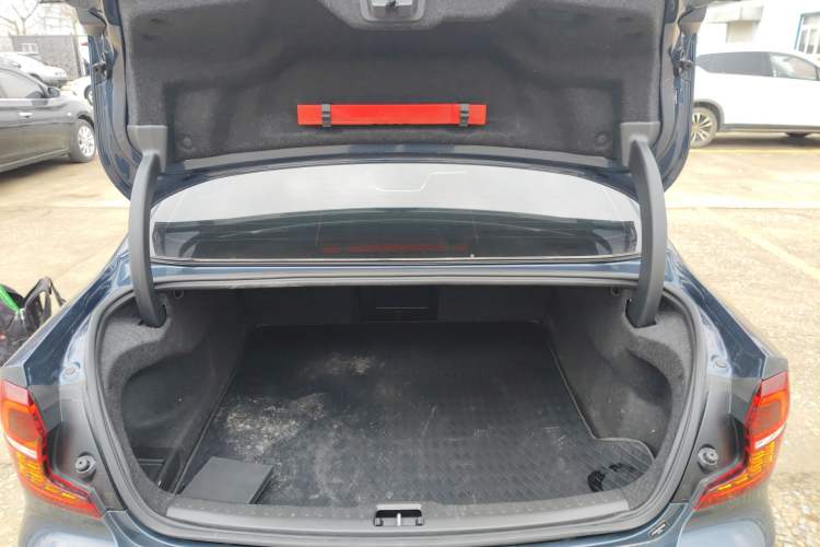 Used Volvo S60 2023 B4 Zhiyi Luxury Edition
