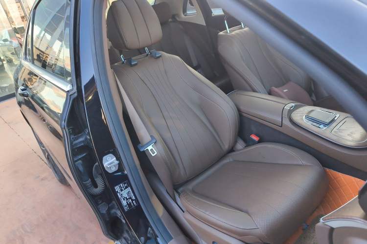 Used Mercedes-Benz E-Class New Energy 2023 E 350 e L Plug-in Hybrid Sedan