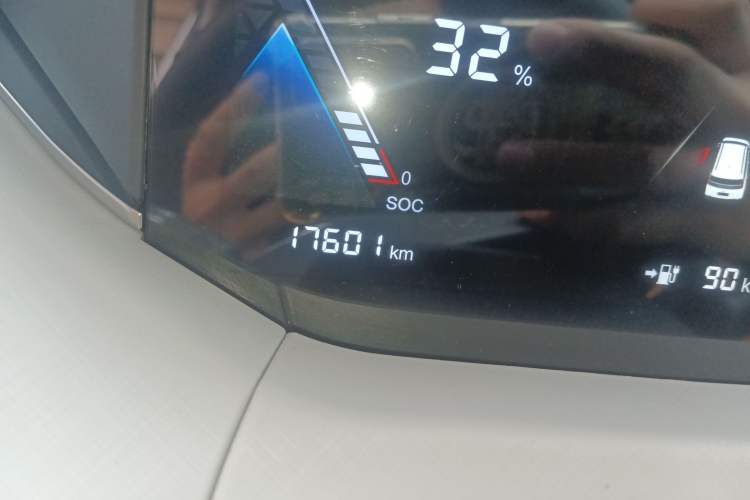 Used Bestune NAT 2023 PRO Comfortable Travel Battery-Swap Version 401km Odometer Close Up