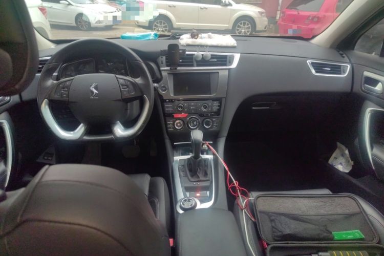 Used DS 6 2016 1.6T Luxury Edition THP160
