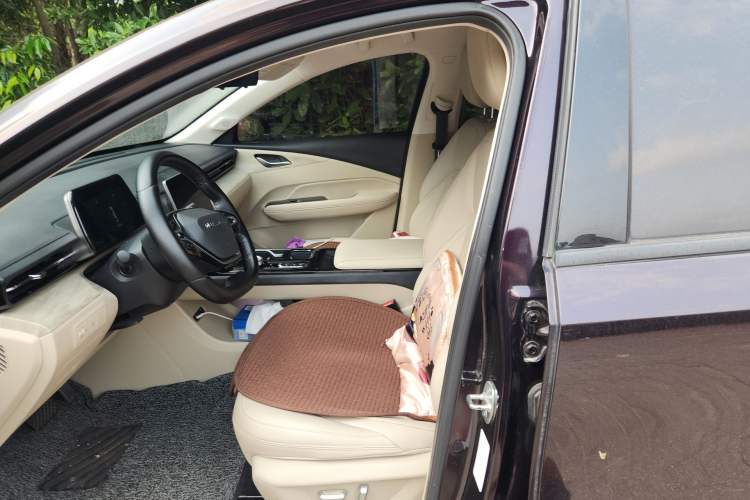 Used Wuling Xingguang 2023 70 Standard Edition Left Front Seat