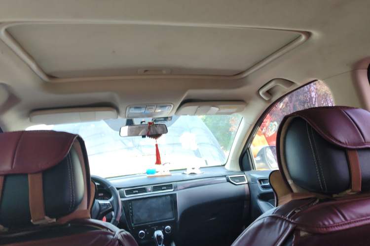 Used Dongfeng Fengon 580 2016 1.5T Manual Luxury Edition