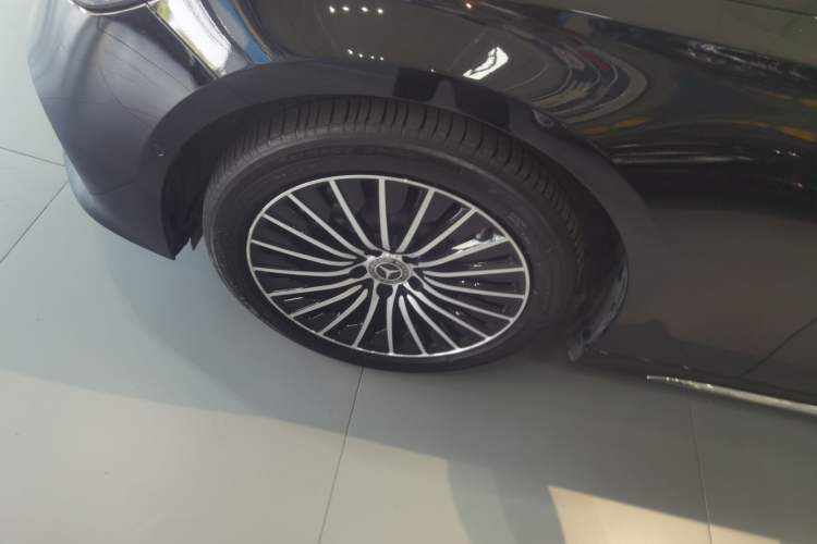 Used Mercedes-Benz E-Class 2024 Facelift E 260 L