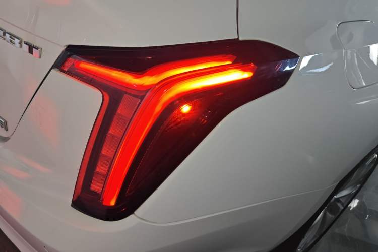 Used Cadillac CT5 2021 Revised 28T Luxury Version
