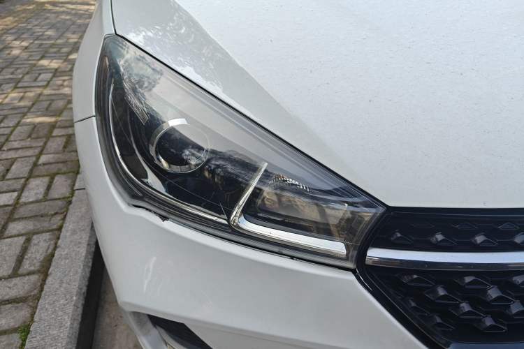 Used Chery Arrizo 5 2019 1.5L Manual New Youth Edition China VI Standard Right Front Headlight