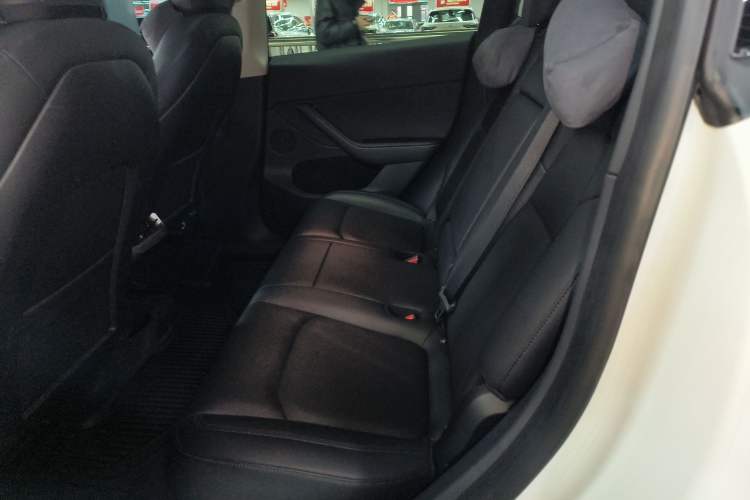 Used Tesla Model Y 2021 Long-Range All-Wheel-Drive Version