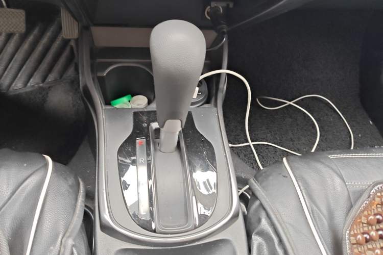 Used Honda Greiz 2016 1.5L CVT Classic Edition Gear Lever