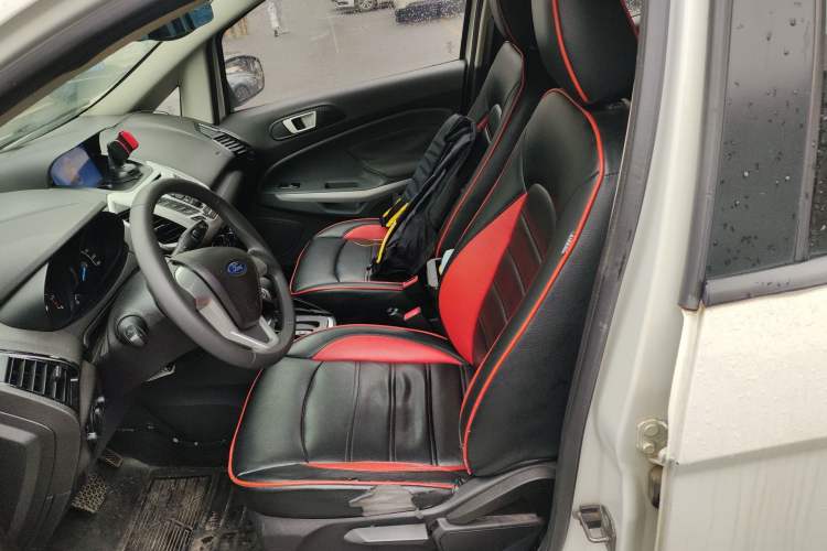 Used Ford EcoSport 2013 1.5L Automatic Fashion Model