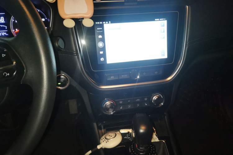 Used Roewe RX3 2018 1.6L CVT Flagship Edition Audio And AC Panel