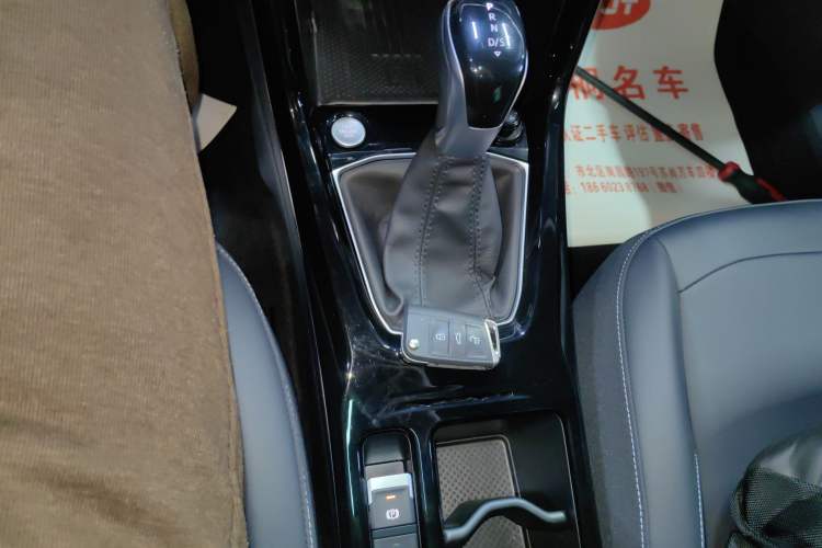 Used Volkswagen Tharu 2025 NewRui 300TSI Prestige Edition
