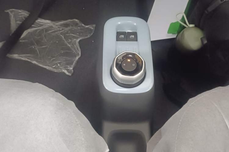 Used Geely Galaxy Panda 2024 Panda Mini 200km Endurance Bear