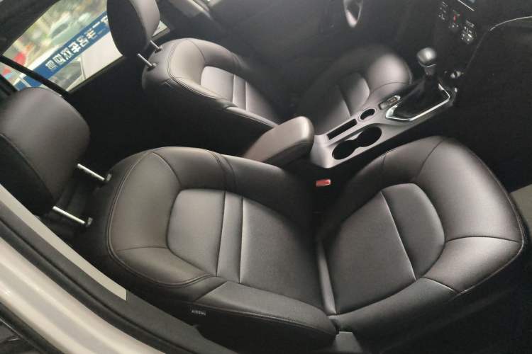 Used GAC Trumpchi GS4 2017 235T Automatic Two-Wheel Drive Elite Edition Right Front Seat