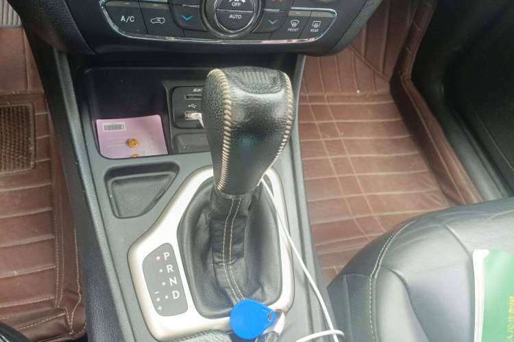 Used Jeep Cherokee 2016 2.4L Leading Edition