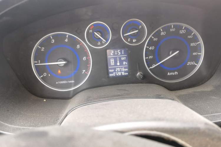 Used JMC Baodian 2018 2.9T New Value-Packed Two-Wheel-Drive Diesel Comfort Version with Extended Cargo Bed – JX4D30B5L
