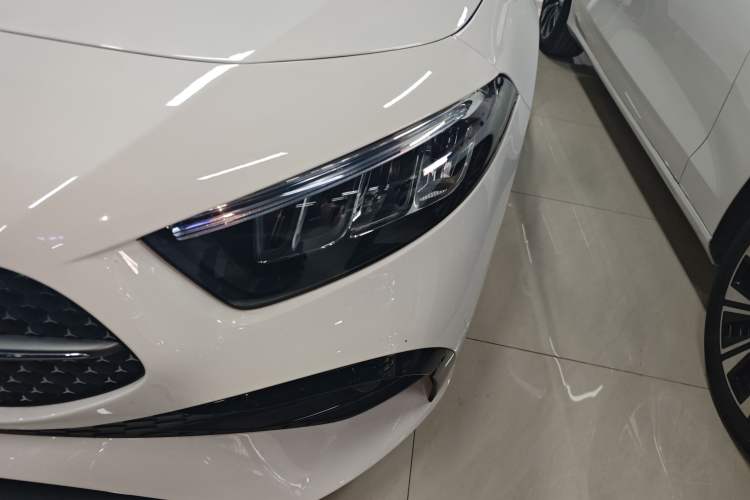 Used Mercedes-Benz A-Class 2023 A 200 L Fashion Model Left Front Headlight