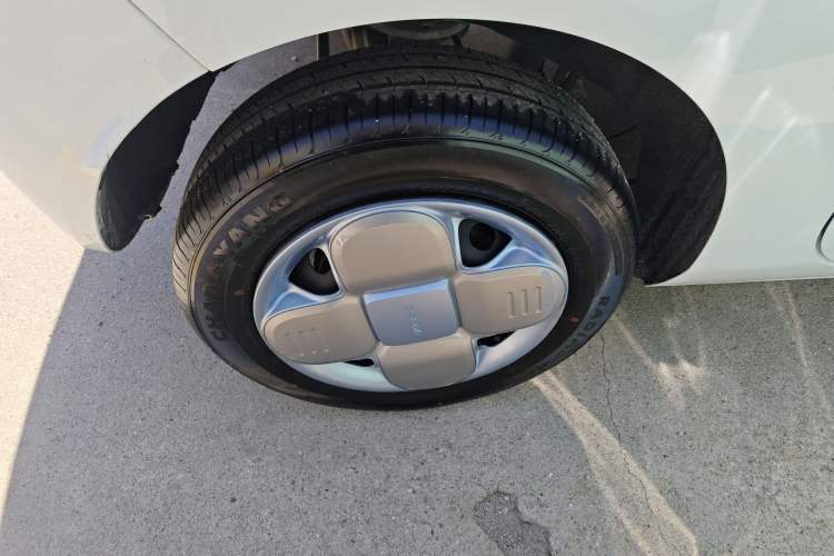 Used Geely Galaxy Panda 2023 Panda Mini 200km Endurance Bear
