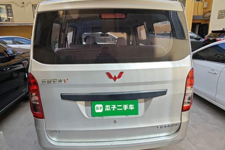 Used Wuling Rongguang V 2015 1.5L Practical Version