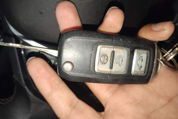 Used FAW Senya R9 2018 1.2T Manual Luxury Smart Edition
