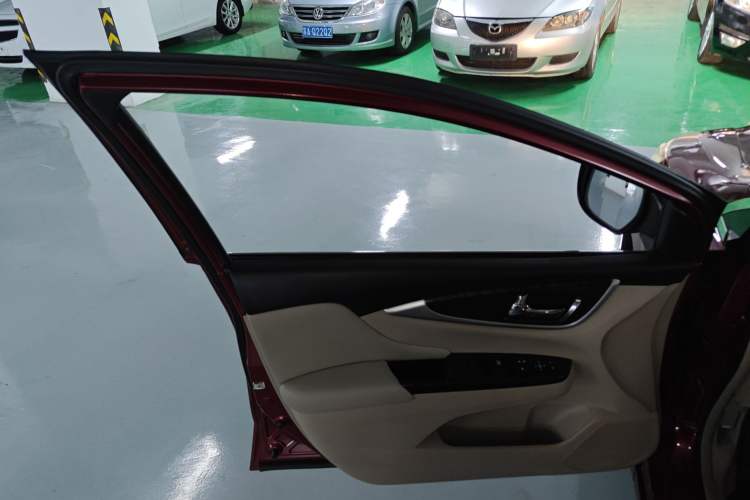 Used Honda Crider 2013 1.8L automatic comfort version