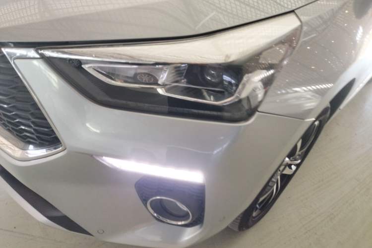 Used Haval H6 Coupe 2018 Red-Label 1.5T Automatic Two-Wheel Drive Ultra-Luxury Model
