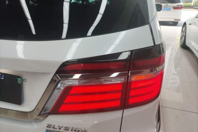 Used Honda Elysion 2019 2.0L Hybrid Luxury Edition