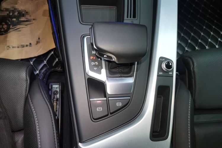 Used Audi A4L 2020 40 TFSI Fashion Dynamic Model
