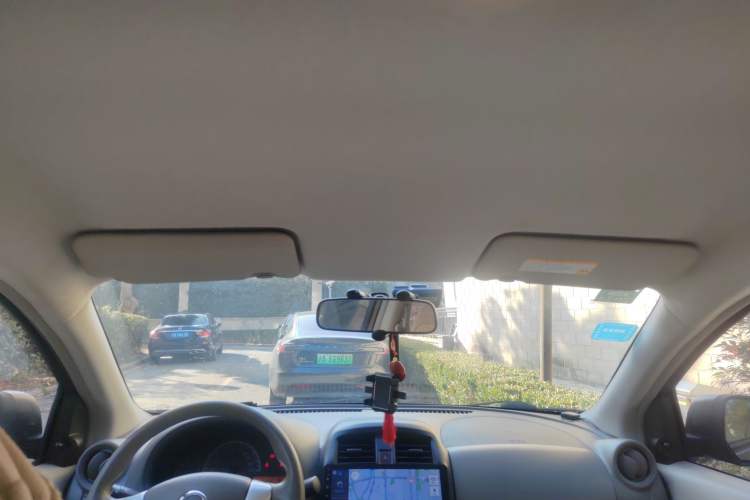 Used Nissan Sunny 2014 1.5XE Manual Comfort Edition