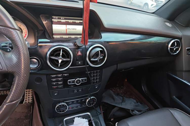 Used Mercedes-Benz GLK-Class 2013 GLK 300 4MATIC Luxury Model
