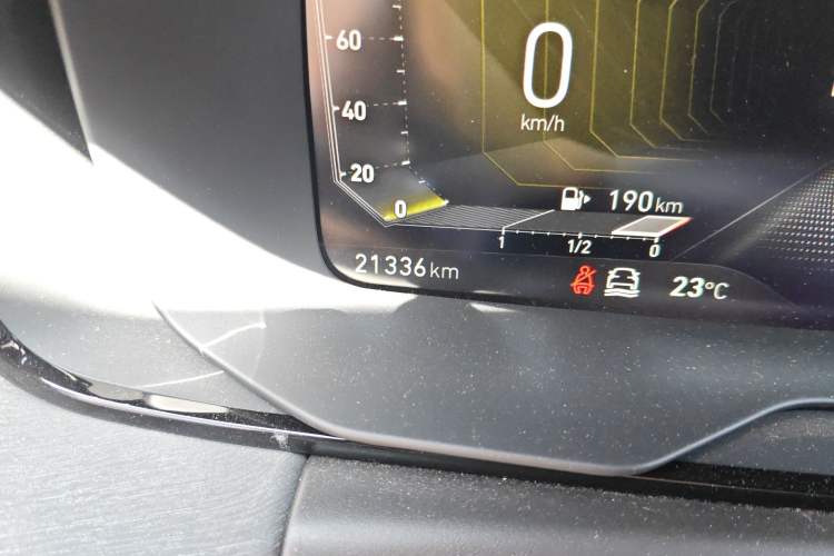 Used Lynk & Co 03 2022 2.0TD DCT JingPro Odometer Close Up