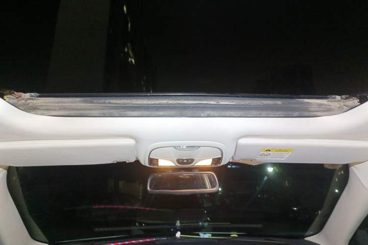 Used Jeep Cherokee 2016 2.0L Superior Edition