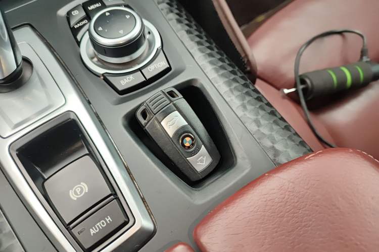 Used BMW X6 2011 xDrive35i Middle East version Vehicle Key