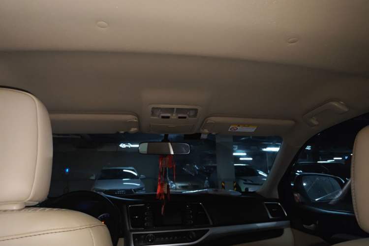 Used Toyota Highlander 2018 2.0T Four-Wheel Drive Elite Edition 7 Seats China V Standard